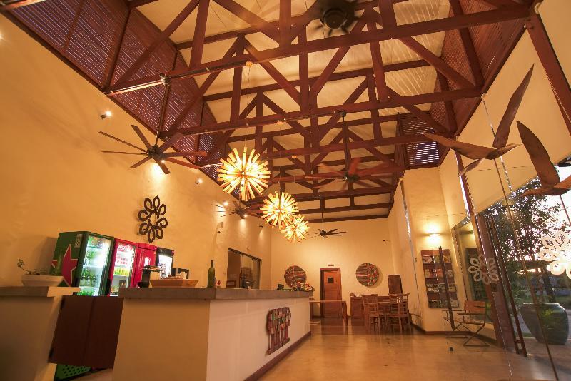 Bonito Ecotel Екстериор снимка